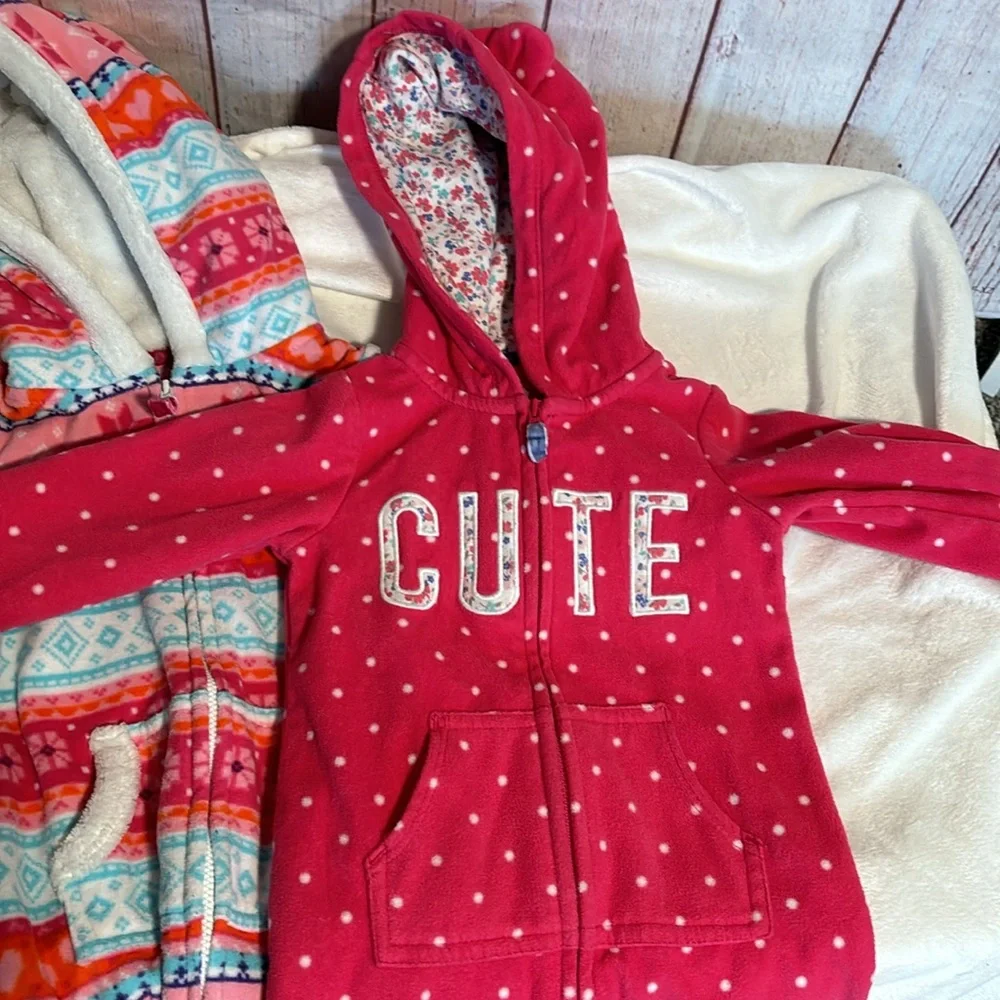 EUC 2 Pack Carters Hooded Zip-Up Fleece Jumpsuits Size 18 Months